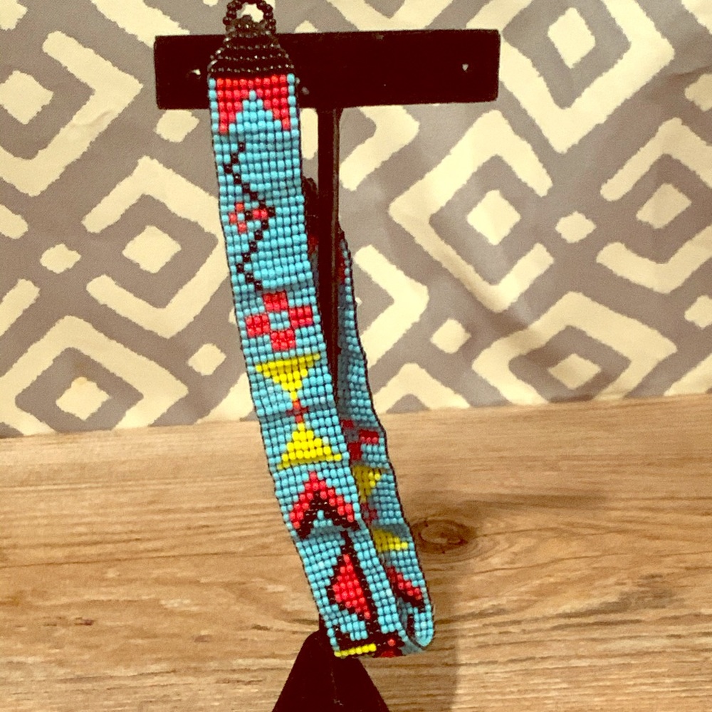 Beaded choker necklace